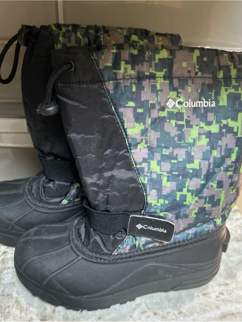 Columbia Kids Powderbug Forty Print Snow Boot Sz 2 Winter Columbia Outdoor